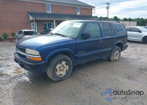 1999 Chevrolet Blazer Trailblazer из США, поврежденный, VIN 1GNDT13W7X2238044